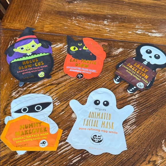 Halloween Face Masks skincare set - Picture 1 of 6
